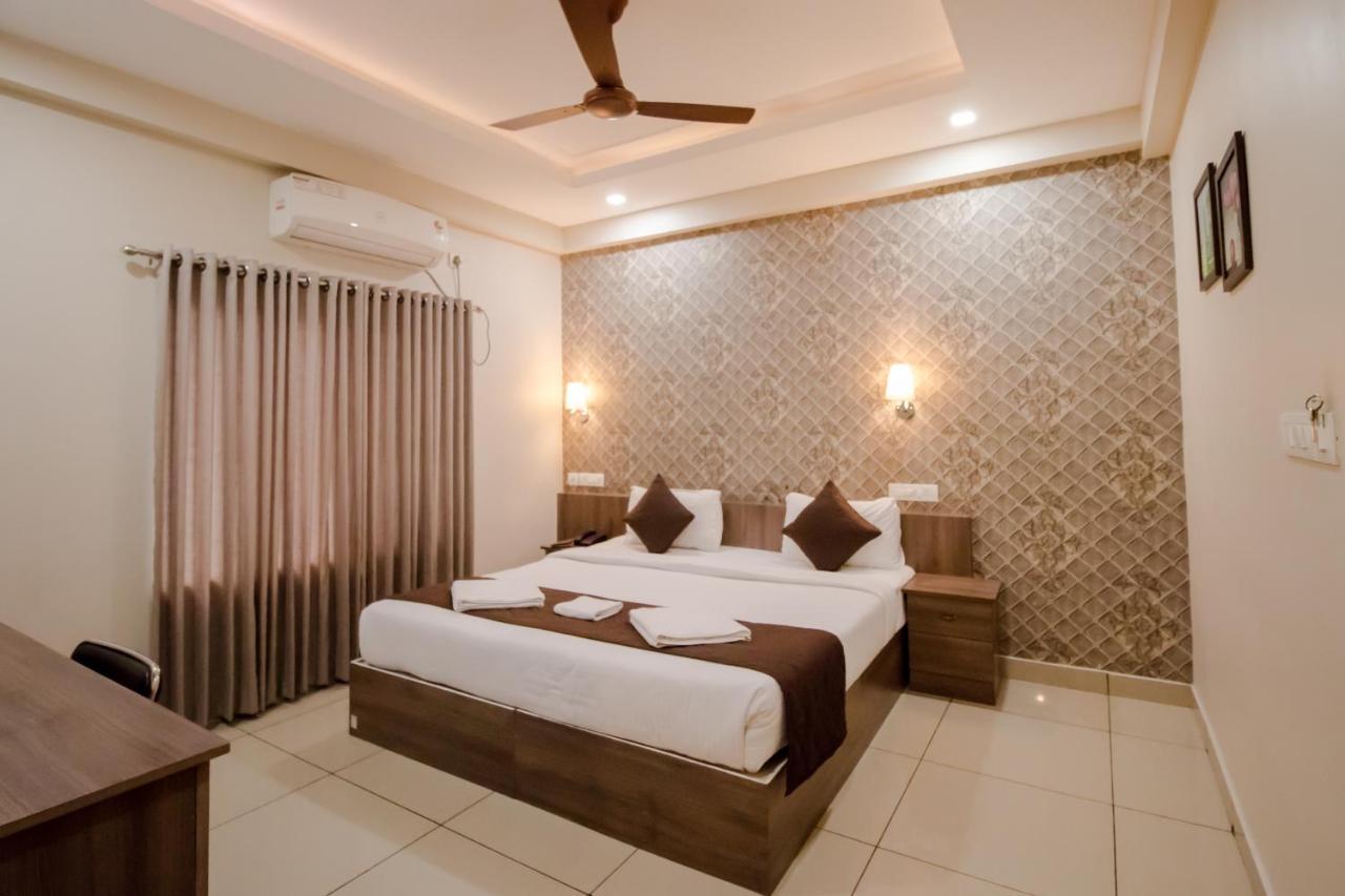Hotel Spring Field Billets Kochi Zewnętrze zdjęcie