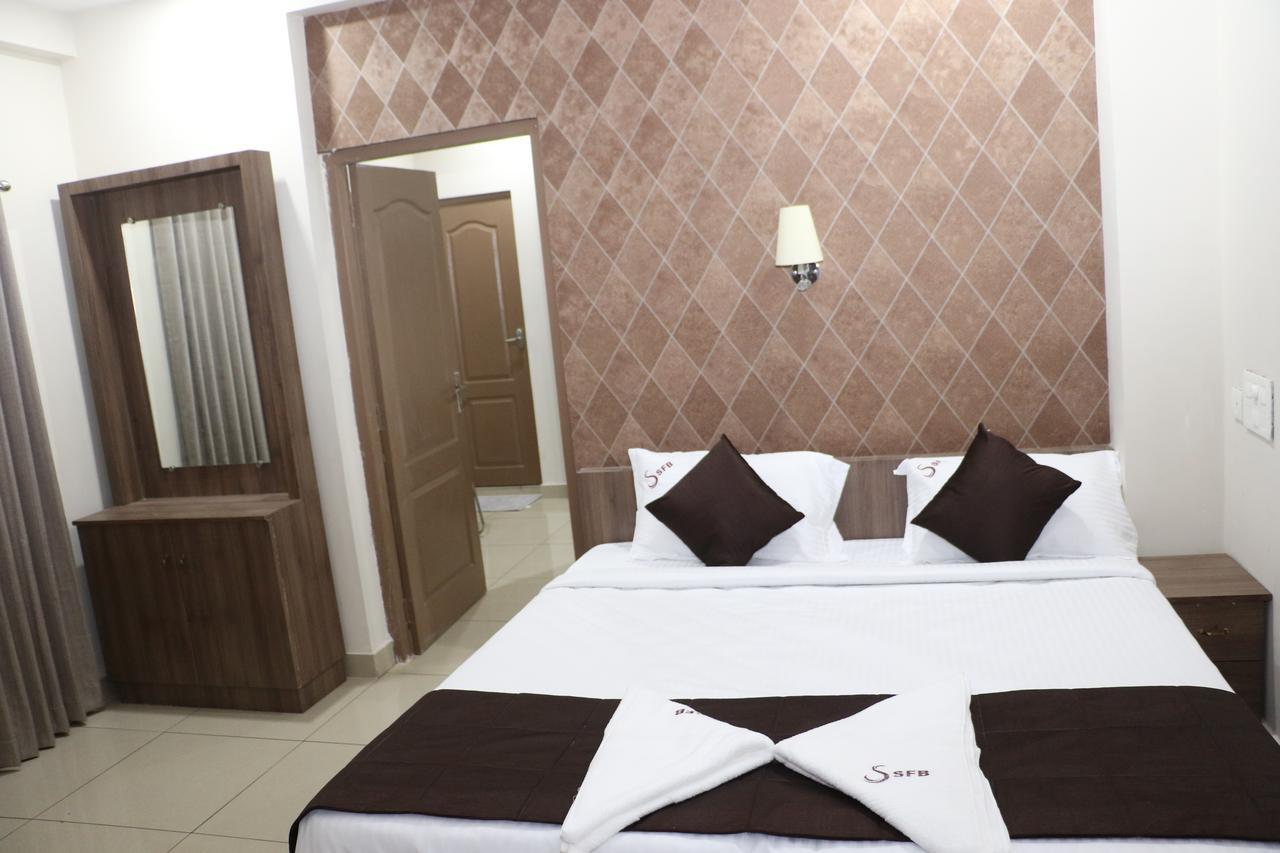Hotel Spring Field Billets Kochi Zewnętrze zdjęcie