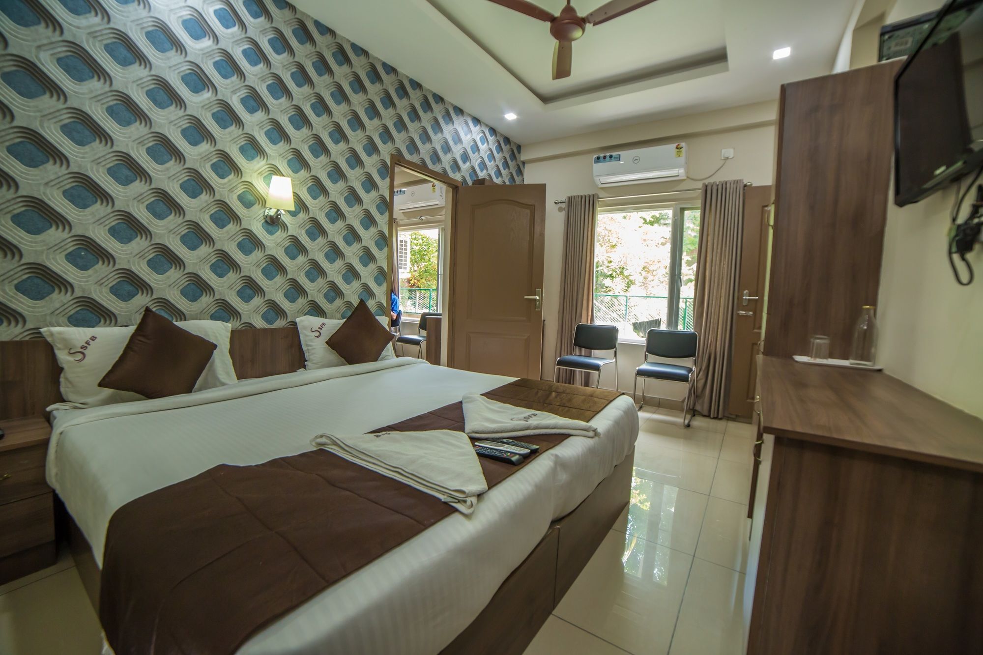 Hotel Spring Field Billets Kochi Zewnętrze zdjęcie